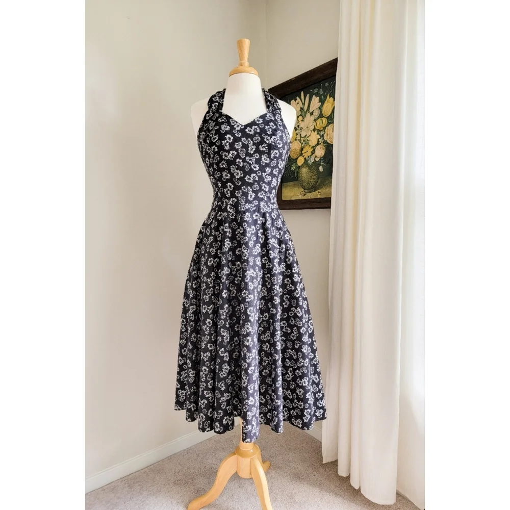 90s Black Floral Sweetheart Halter Open Back 1990 Vintage Fit & Flare Midi Dress - Picture 2 of 10
